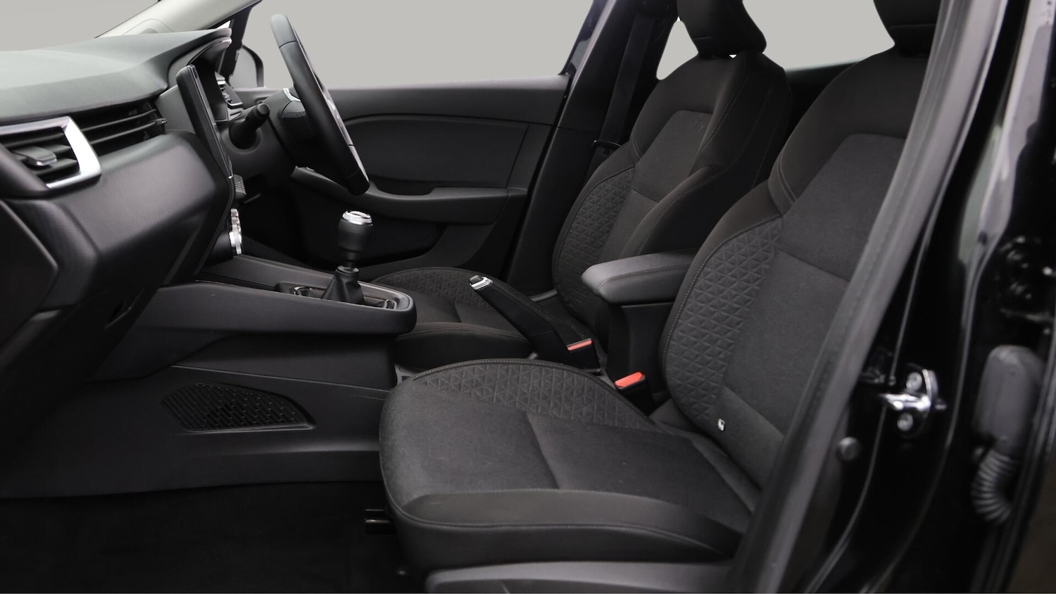 Used Renault Clio 2022 for sale - 76457391: Photo 15