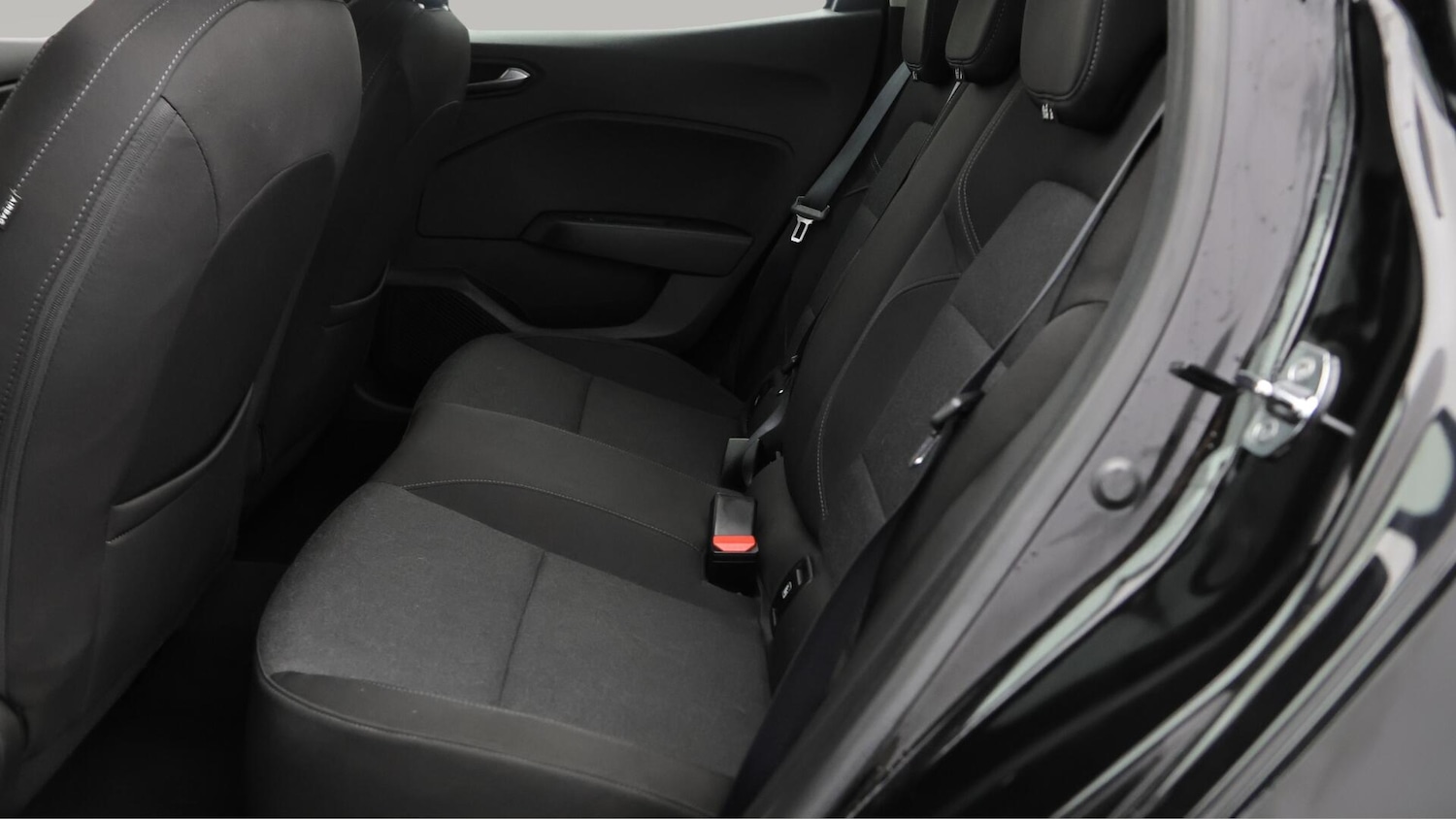 Used Renault Clio 2022 for sale - 76457391: Photo 17