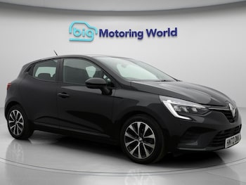 Used Renault Clio 2022 for sale - 76457391: Photo