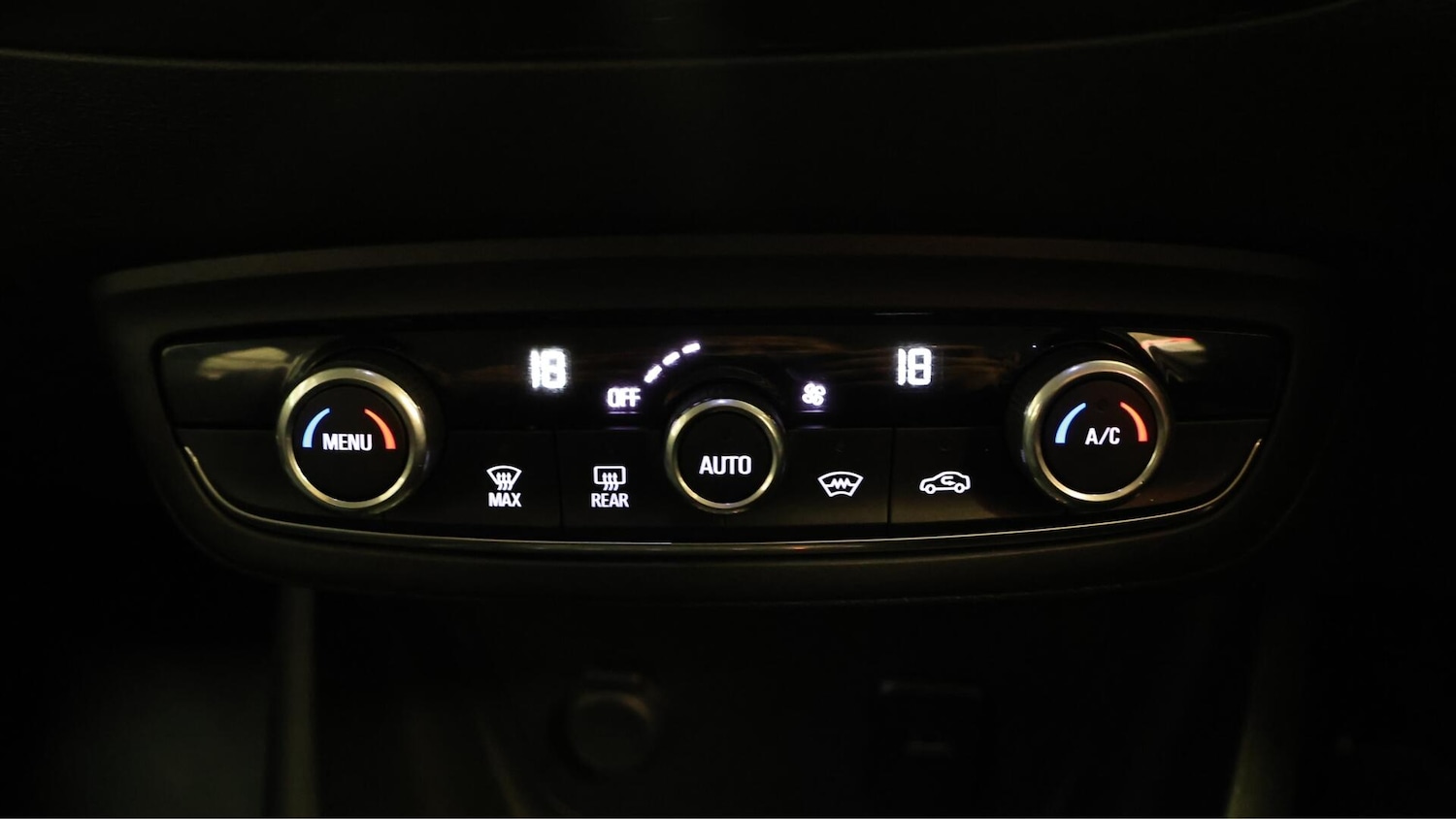 Used Vauxhall Crossland X 2018 for sale - 76370324: Photo 13