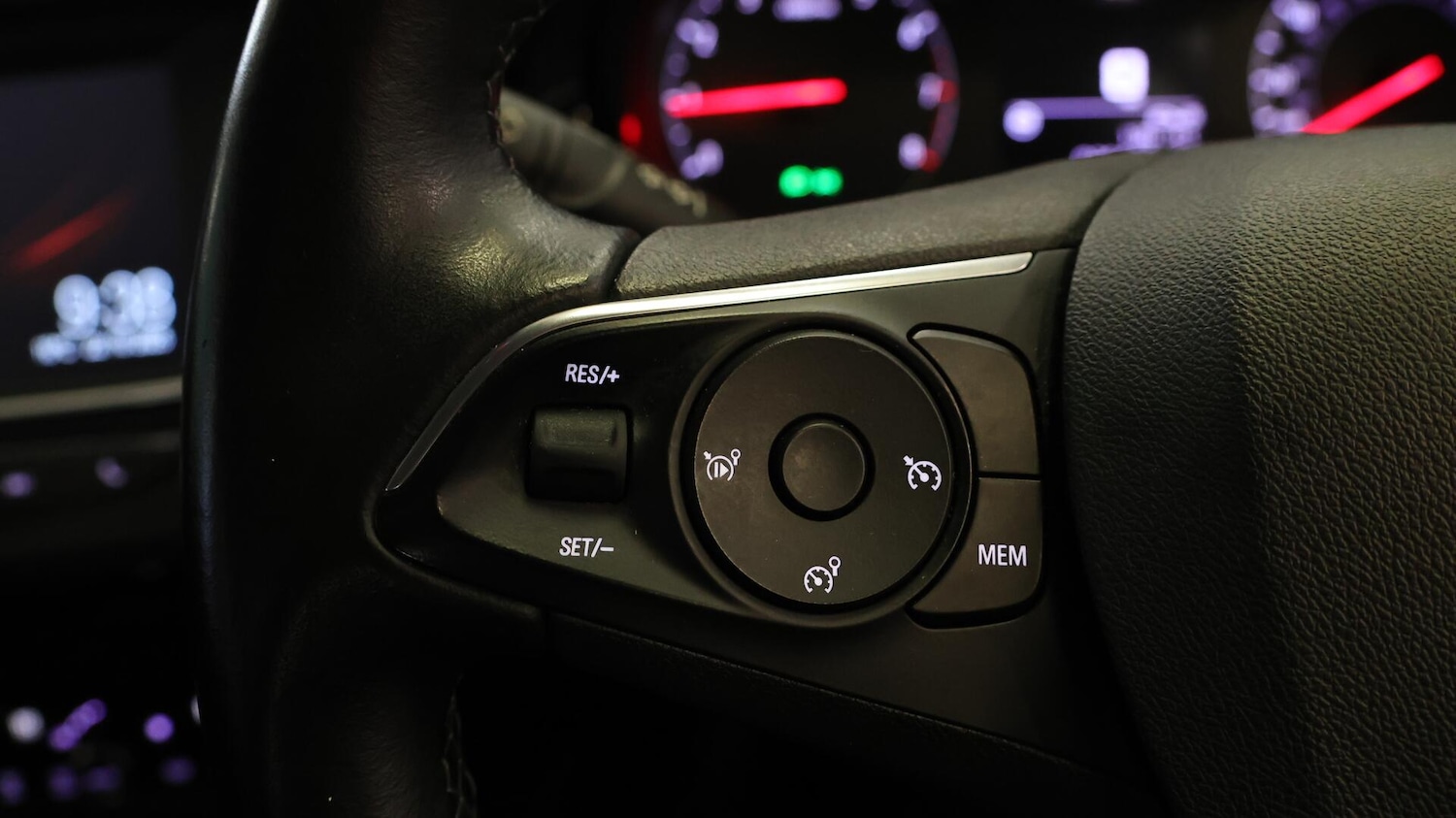 Used Vauxhall Crossland X 2018 for sale - 76370324: Photo 23