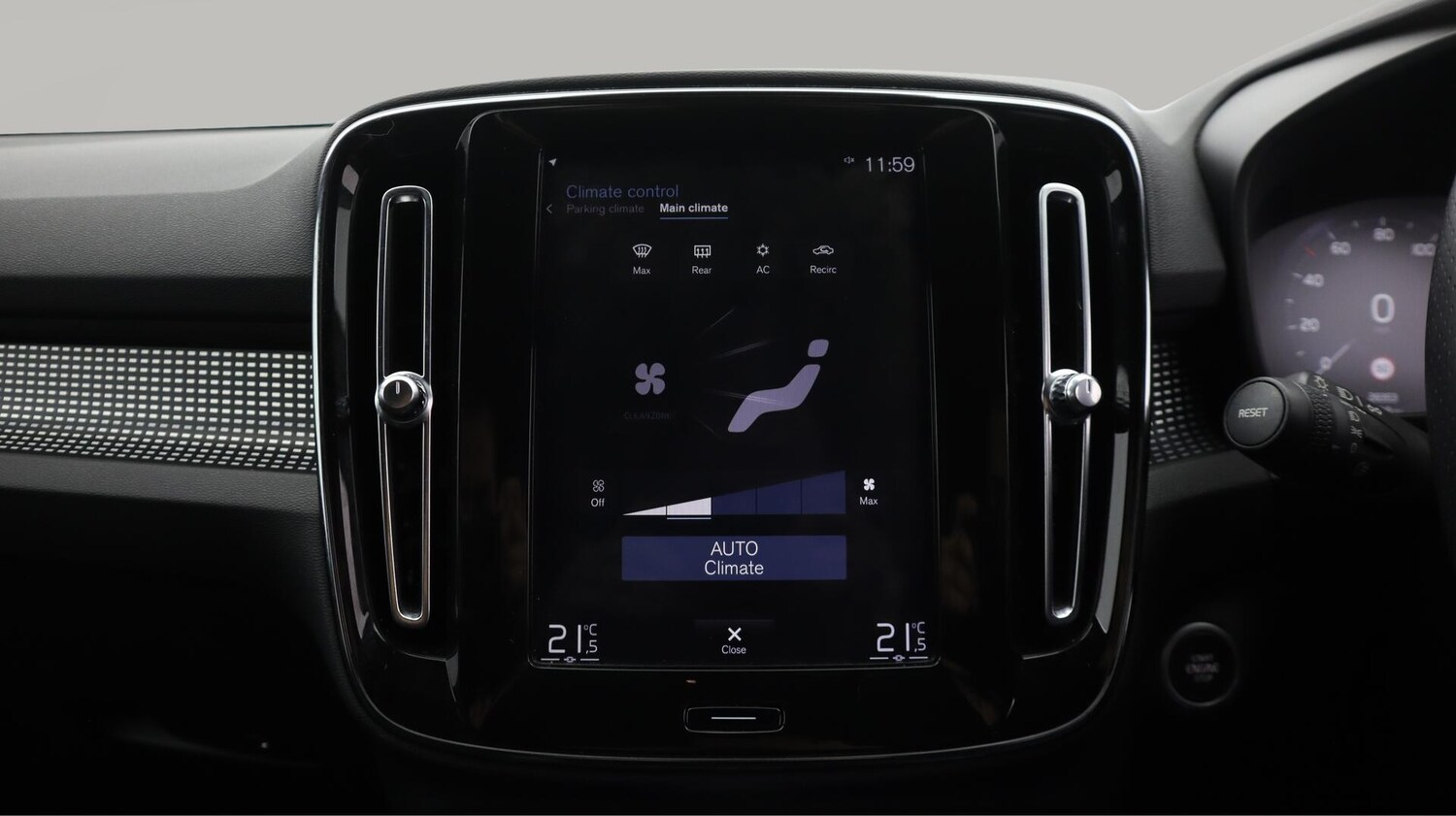 Used Volvo XC40 2020 for sale - 76550309: Photo 13