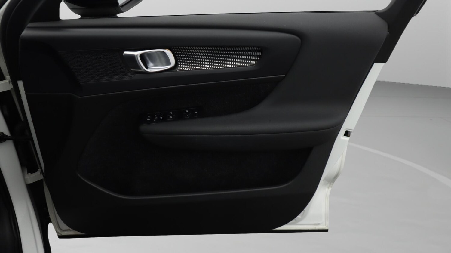 Used Volvo XC40 2020 for sale - 76550309: Photo 16