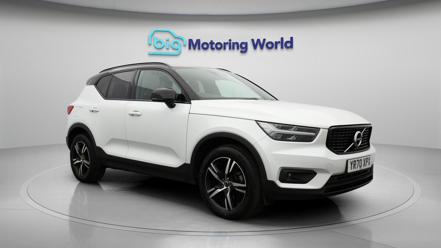 Used Volvo XC40 2020 for sale - 76550309: Photo 2