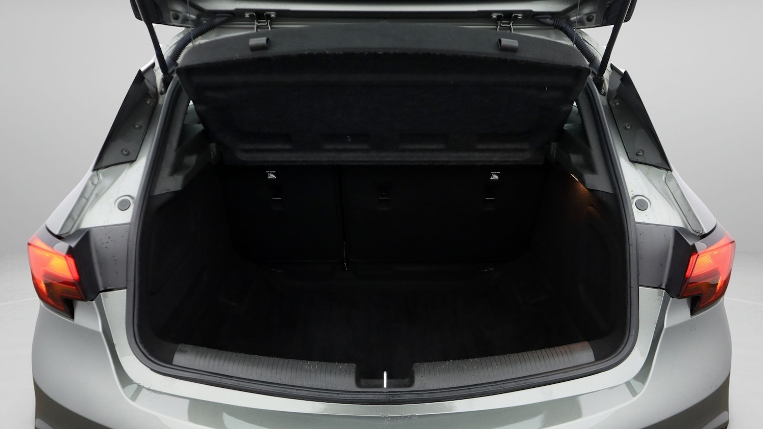 Used Vauxhall Astra 2019 for sale - 77541744: Photo 17