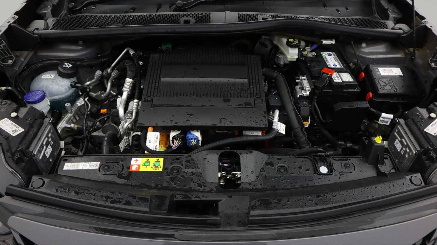 Used Peugeot E-2008 for sale - 77497696: Photo 19