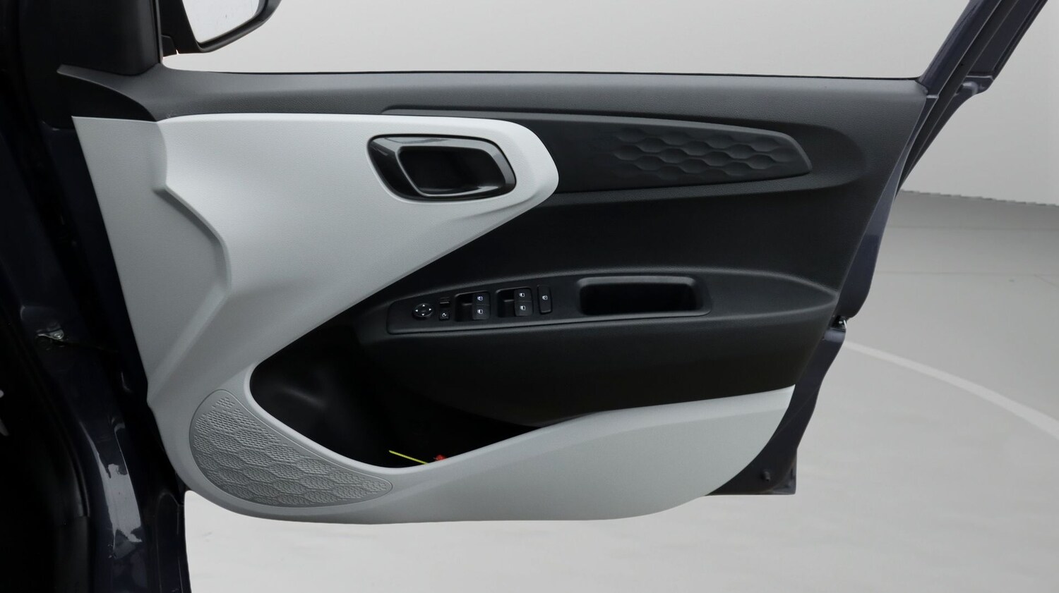 Used Hyundai i10 2024 for sale - 78087589: Photo 15