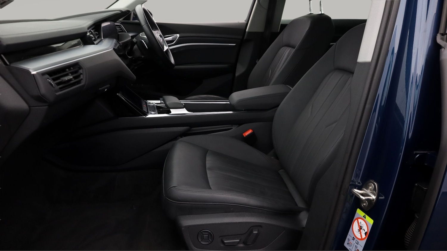 Used Audi e-tron 2020 for sale - 77204009: Photo 14