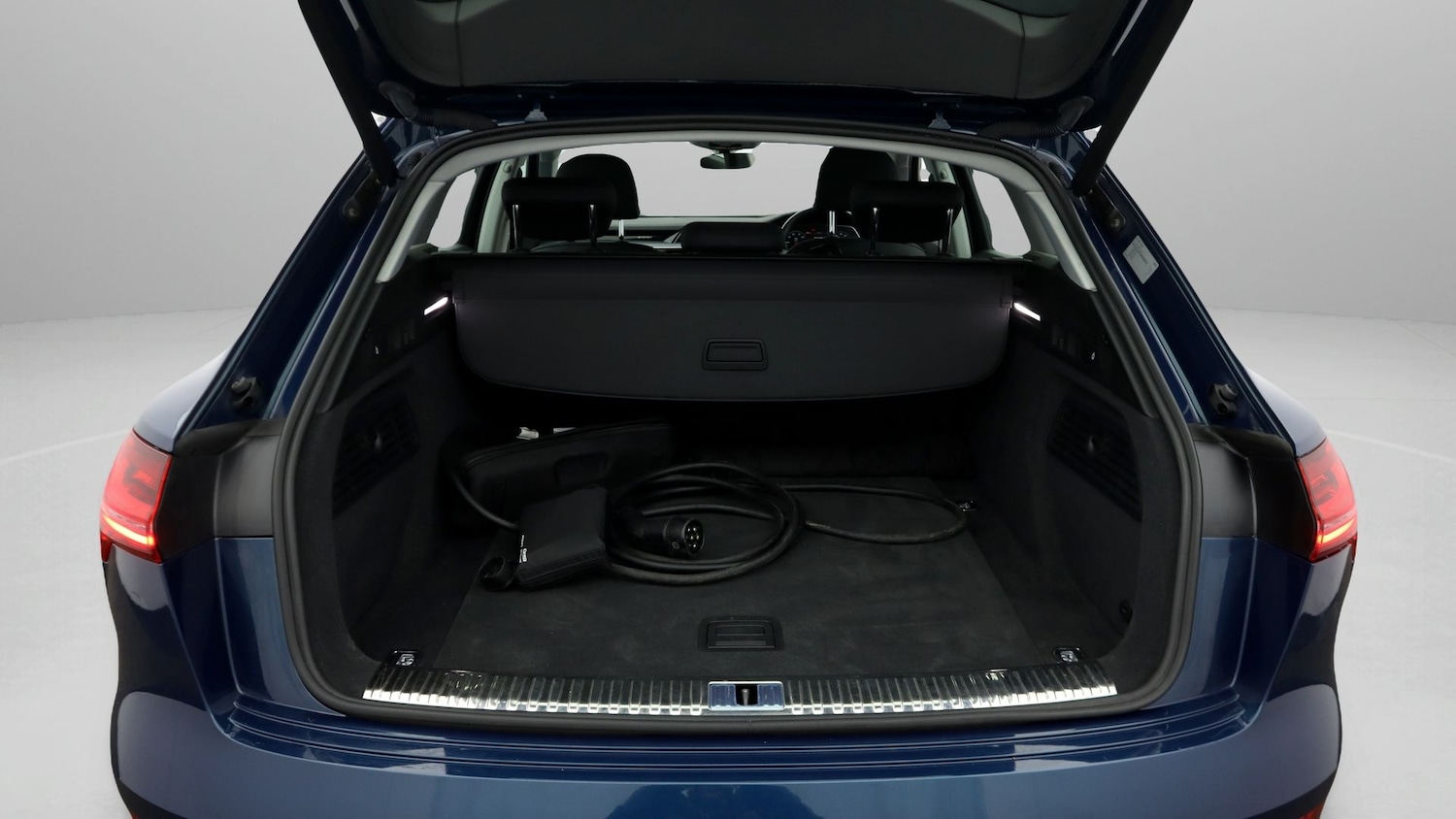 Used Audi e-tron 2020 for sale - 77204009: Photo 17