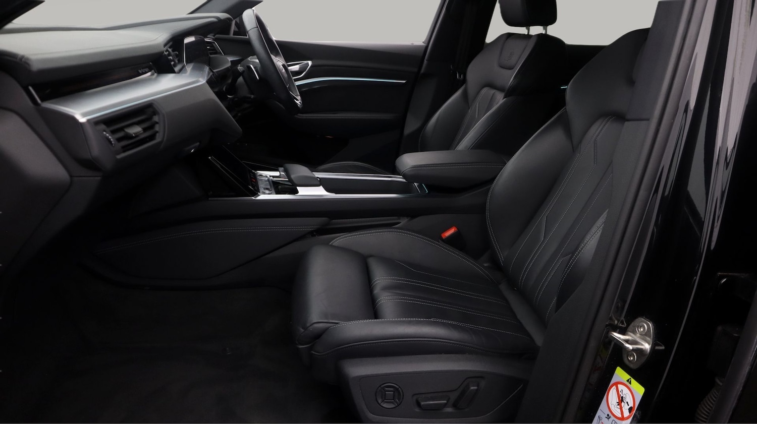 Used Audi e-tron 2022 for sale - 77196413: Photo 14