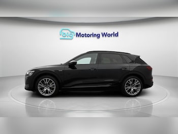 Used Audi e-tron 2022 for sale - 77196413: Photo