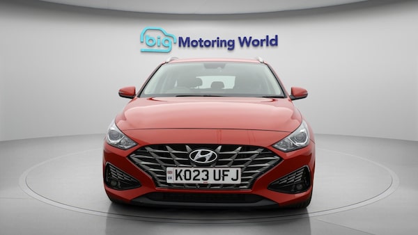 Used Hyundai i30 2023 for sale - 75708146: Photo 3