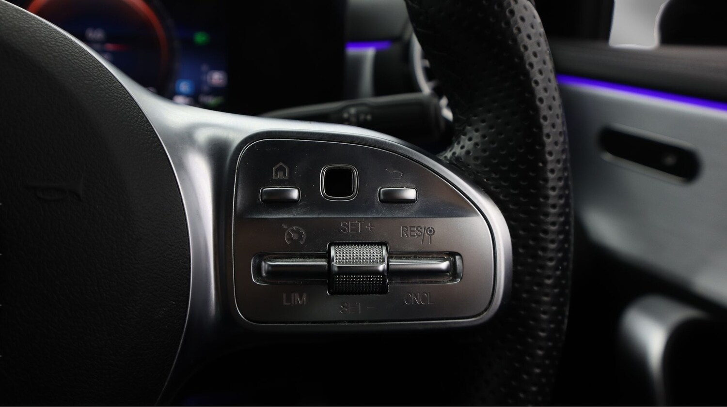 Used Mercedes-Benz A-Class for sale - 77962434: Photo 24