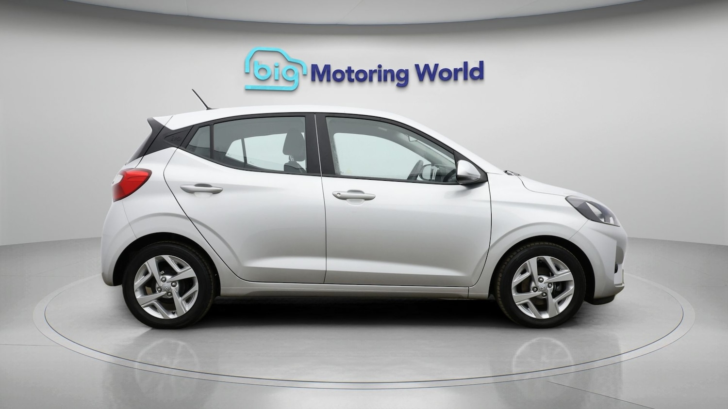 Used Hyundai i10 2023 for sale - 77764313: Photo 8
