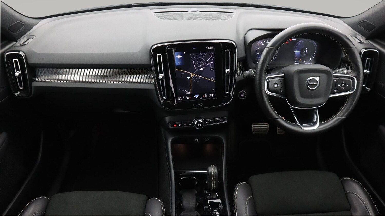 Used Volvo XC40 2021 for sale - 77689459: Photo 13