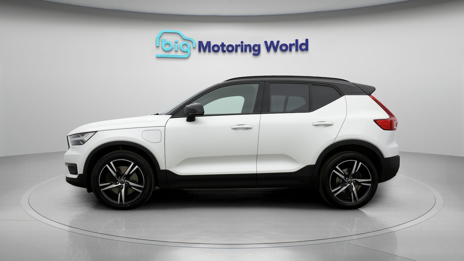 Used Volvo XC40 2021 for sale - 77689459: Photo 4