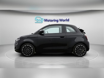 Used Fiat 500e C 2023 for sale - 79243826: Photo