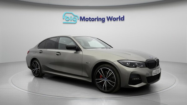 Used BMW 3 Series 2022 for sale - 76295479: Photo 2