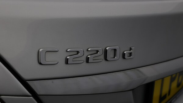 Used Mercedes-Benz C-Class 2019 for sale - 76200648: Photo 22