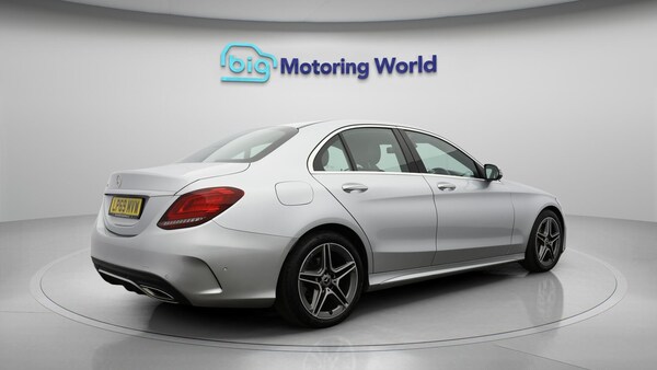 Used Mercedes-Benz C-Class 2019 for sale - 76200648: Photo 8