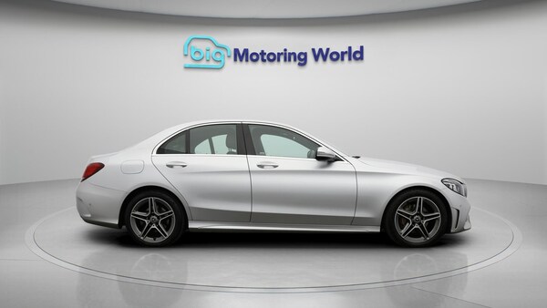 Used Mercedes-Benz C-Class 2019 for sale - 76200648: Photo 9