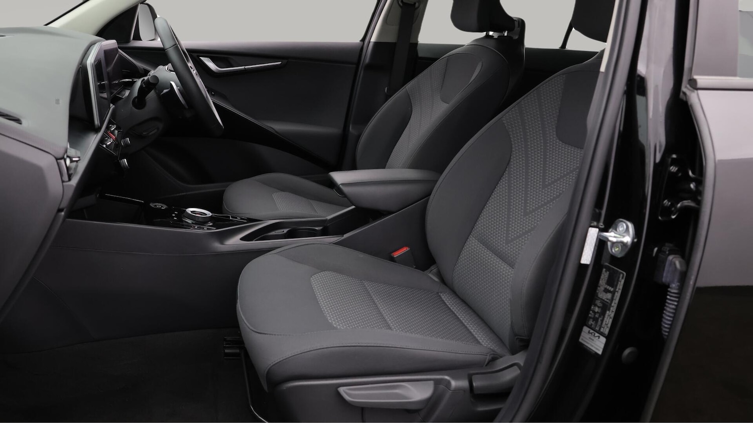 Used Kia Niro 2023 for sale - 76001099: Photo 15