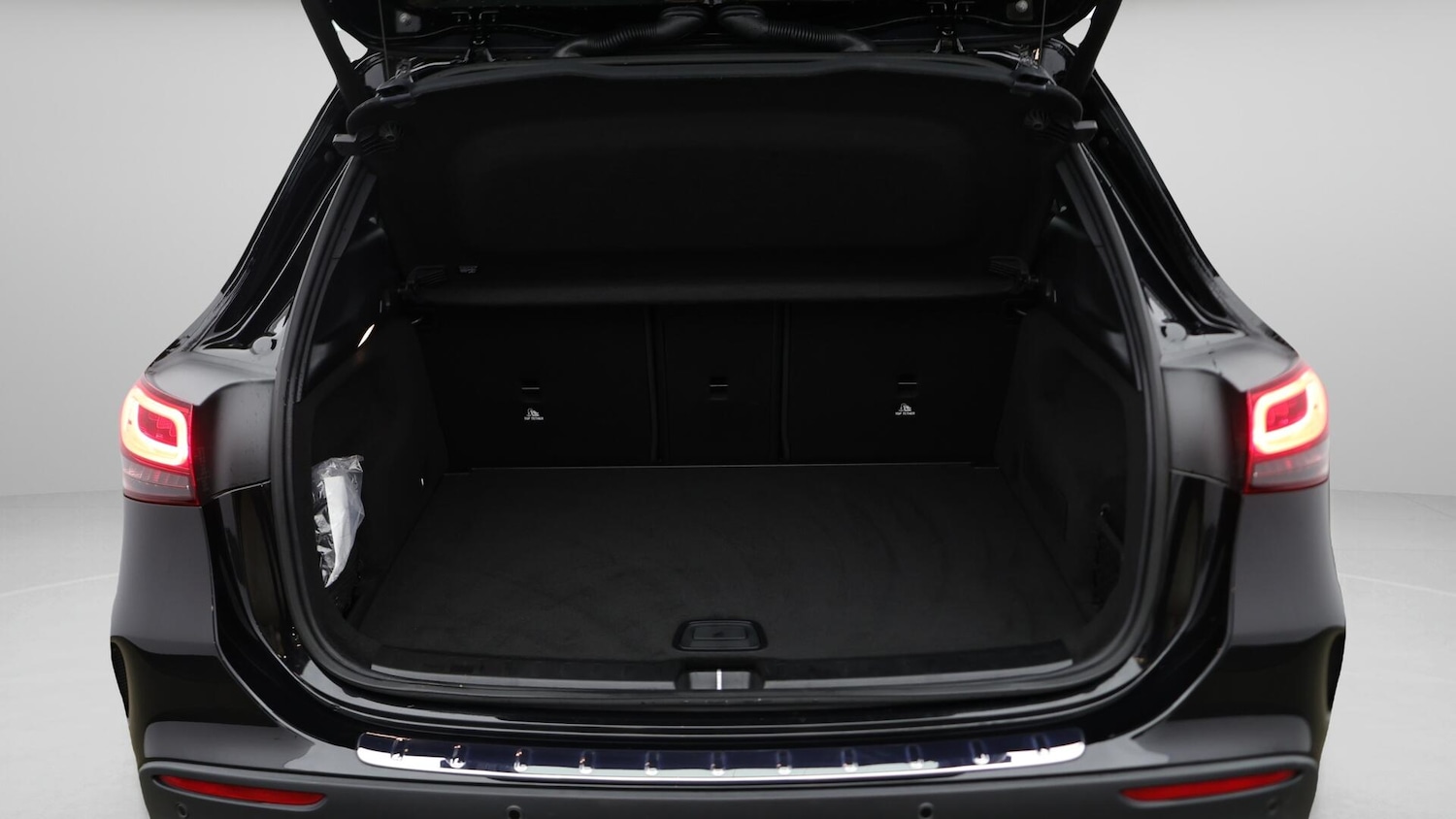 Used Mercedes-Benz GLA 2023 for sale - 76431866: Photo 18