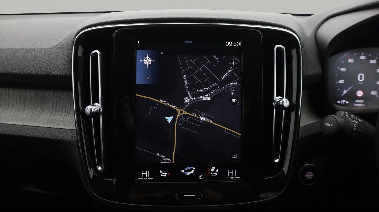 Used Volvo XC40 2021 for sale - 76646161: Photo 12