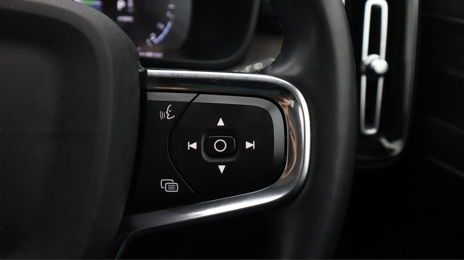 Used Volvo XC40 2021 for sale - 76646161: Photo 26