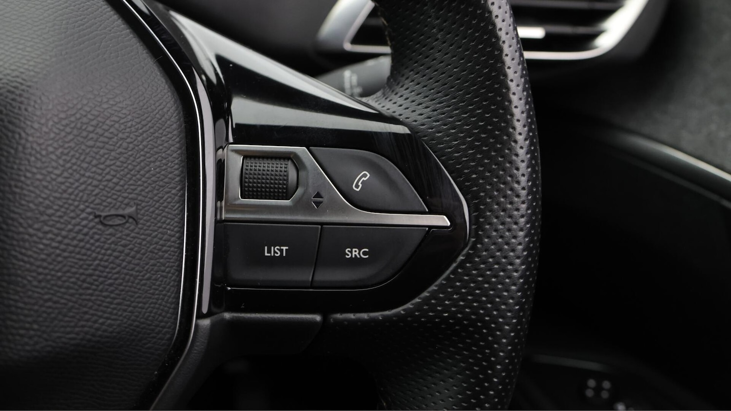 Used Peugeot 3008 2020 for sale - 76484732: Photo 26