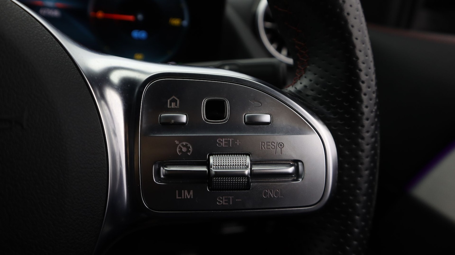 Used Mercedes-Benz EQA 2023 for sale - 77413068: Photo 25