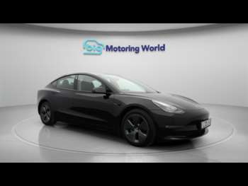 (21) - (Dual Motor) Long Range Saloon 4dr Electric Auto 4WDE (346 ps)