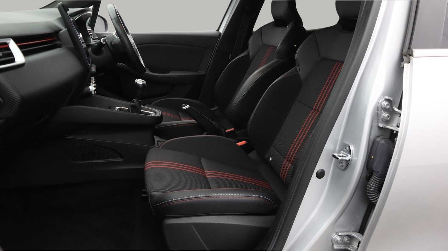 Used Renault Clio 2020 for sale - 76700673: Photo 15