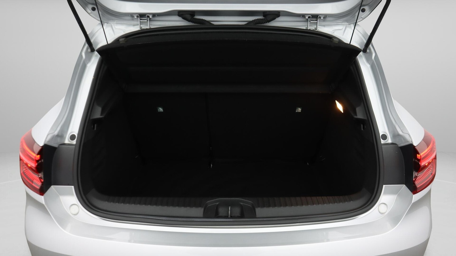 Used Renault Clio 2020 for sale - 76700673: Photo 18