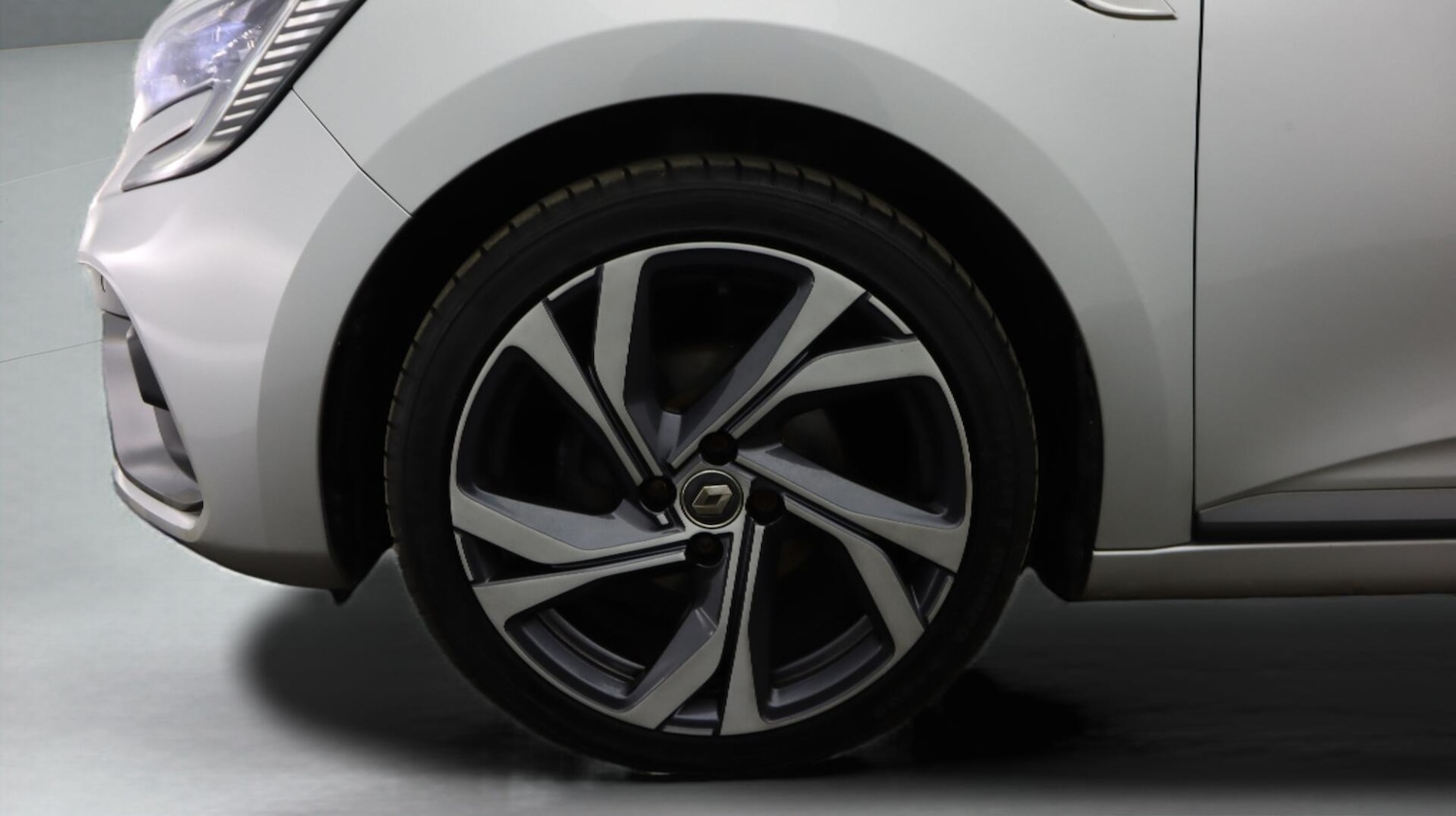 Used Renault Clio 2020 for sale - 76700673: Photo 19