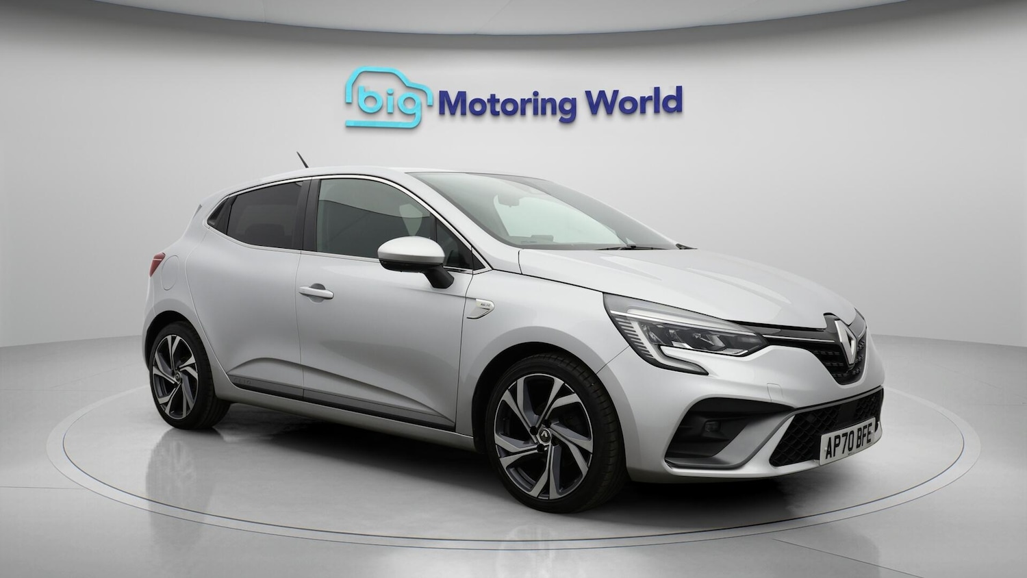 Used Renault Clio 2020 for sale - 76700673: Photo 2