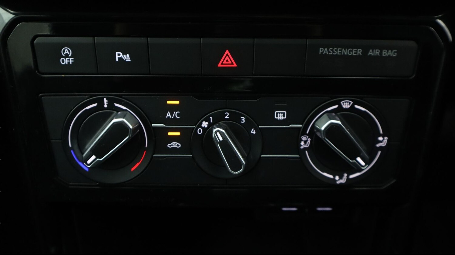 Used Volkswagen T-Cross 2022 for sale - 77840788: Photo 12