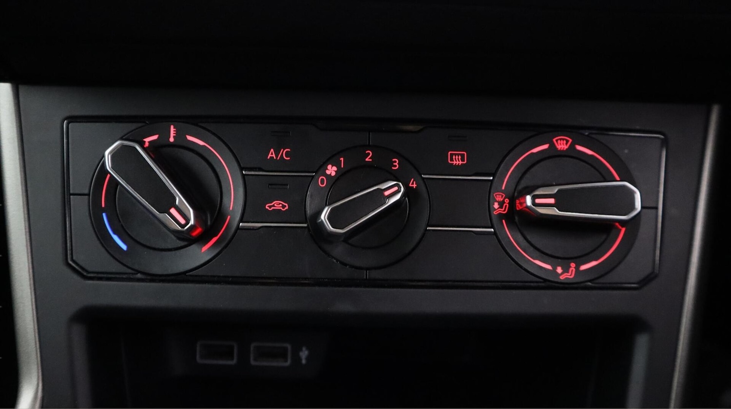 Used Volkswagen Polo for sale - 76702170: Photo 13