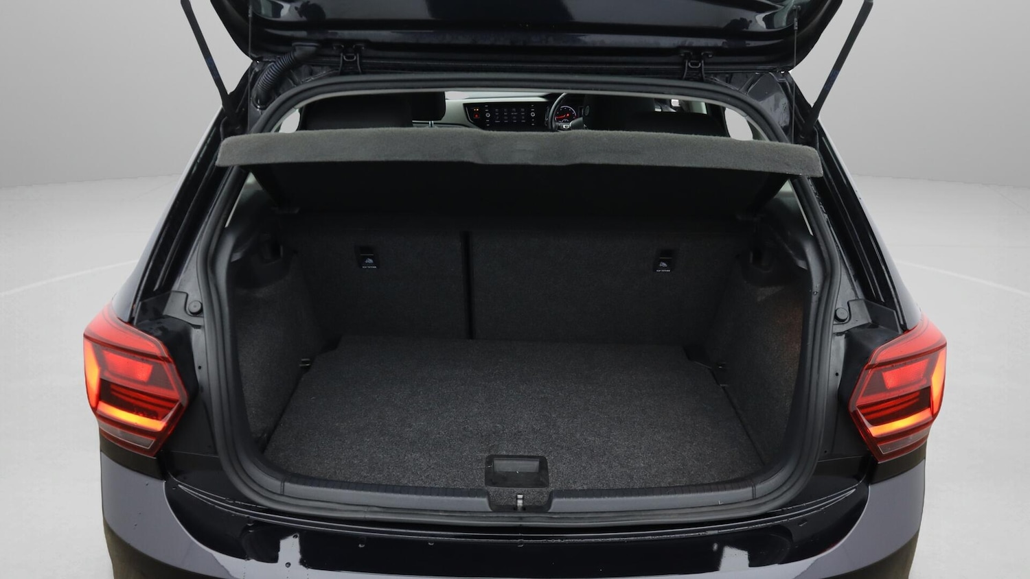 Used Volkswagen Polo for sale - 76702170: Photo 18