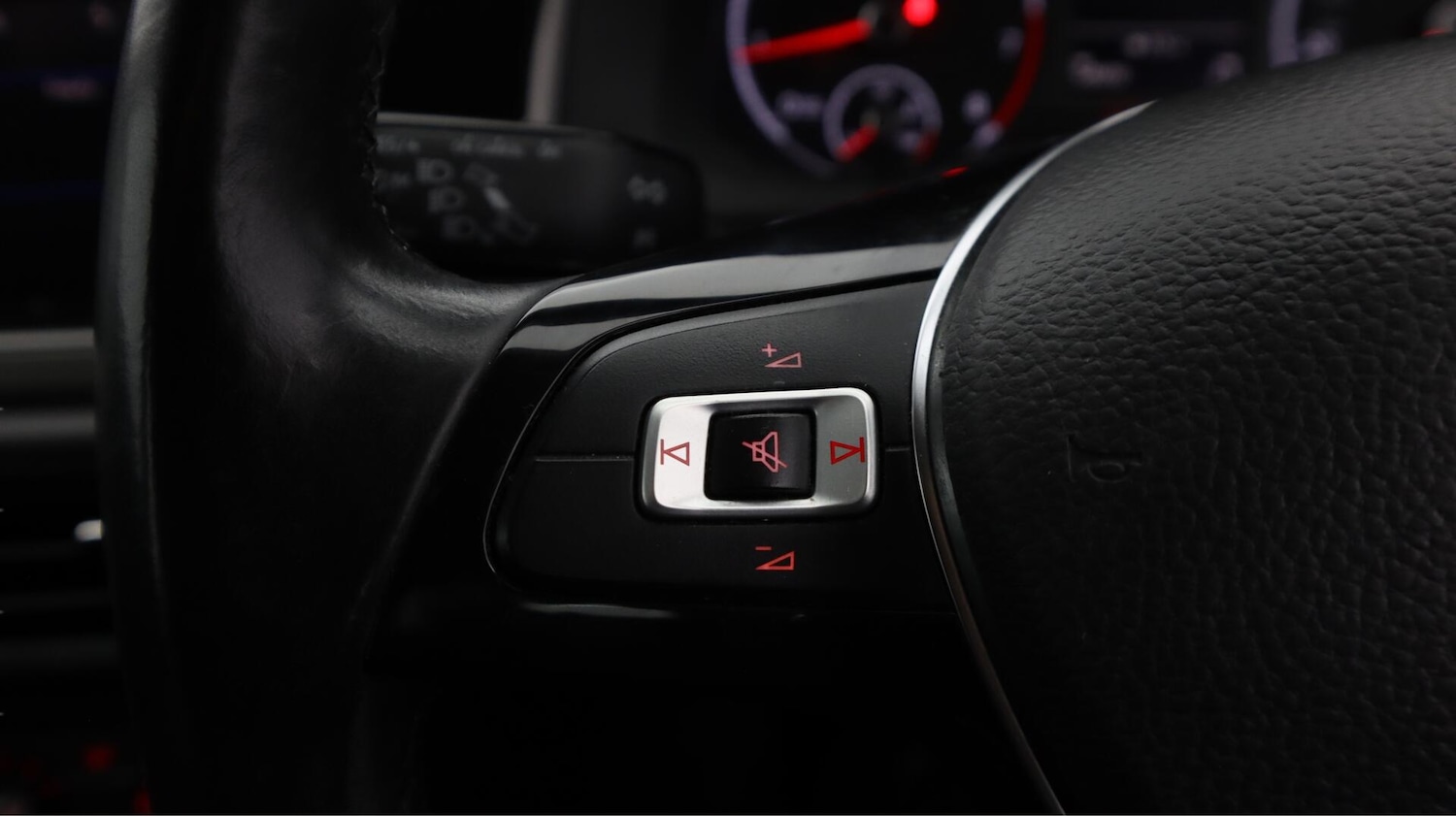 Used Volkswagen Polo for sale - 76702170: Photo 23