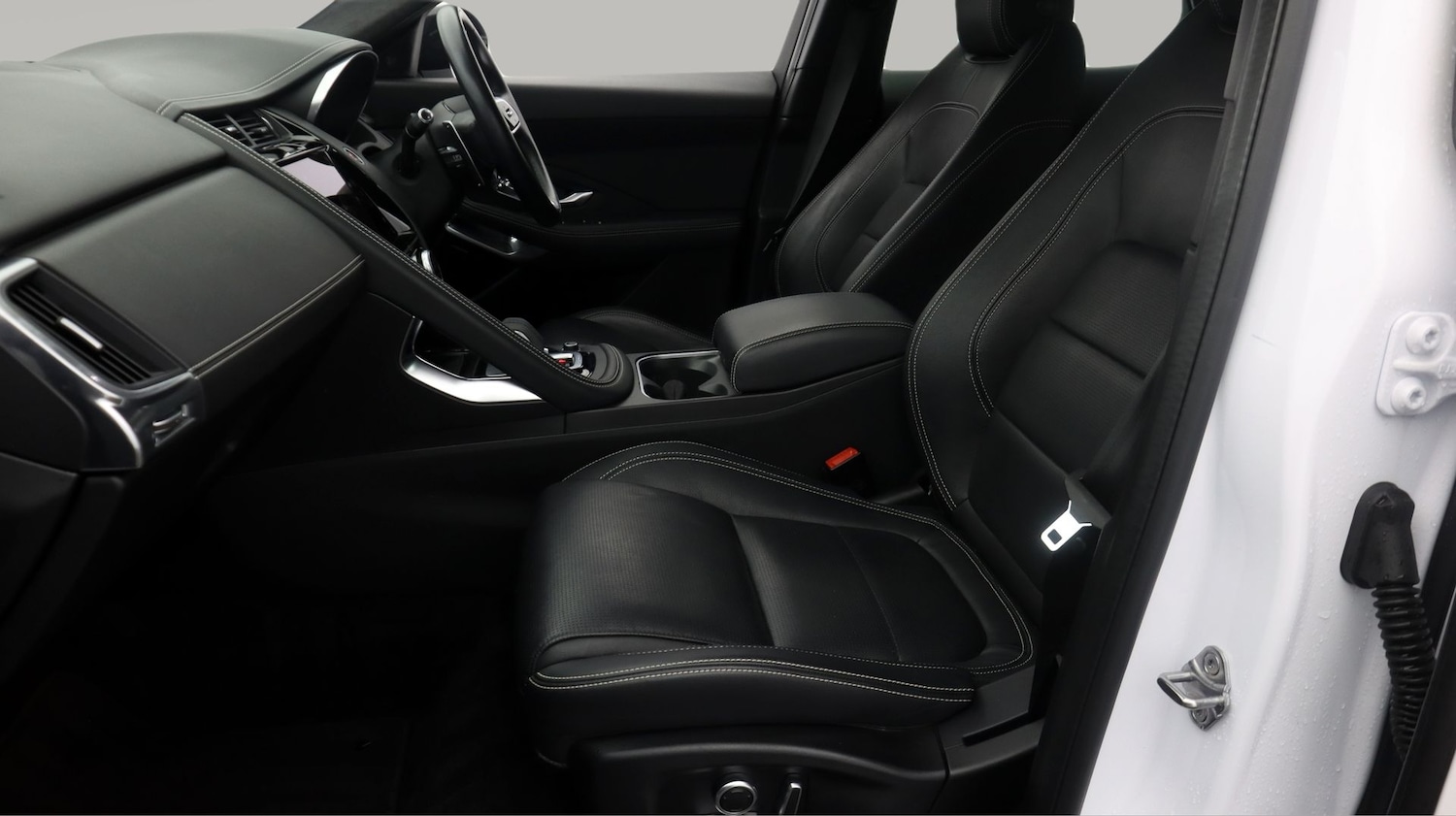 Used Jaguar E-Pace for sale - 77195358: Photo 14