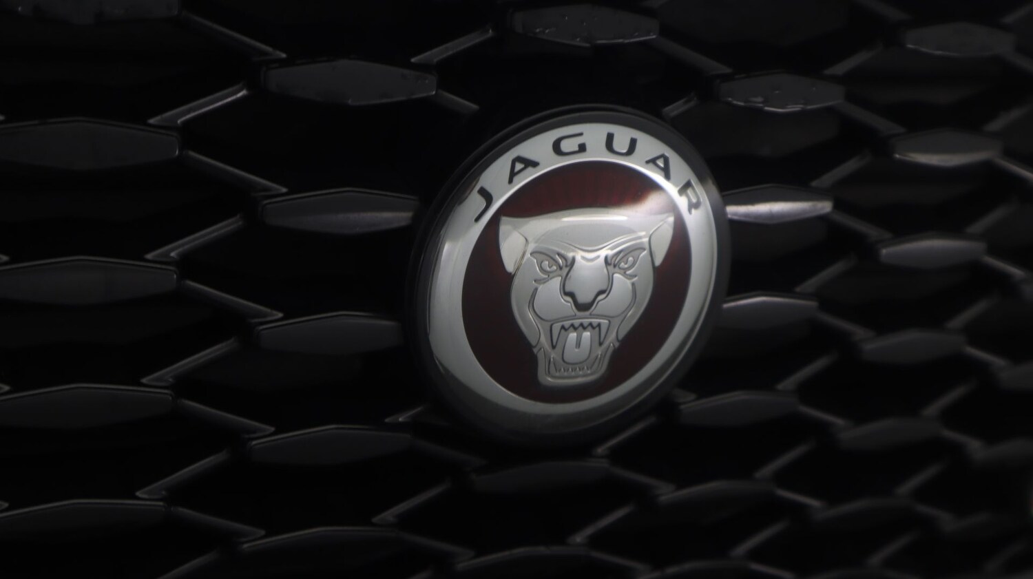 Used Jaguar E-Pace for sale - 77195358: Photo 24