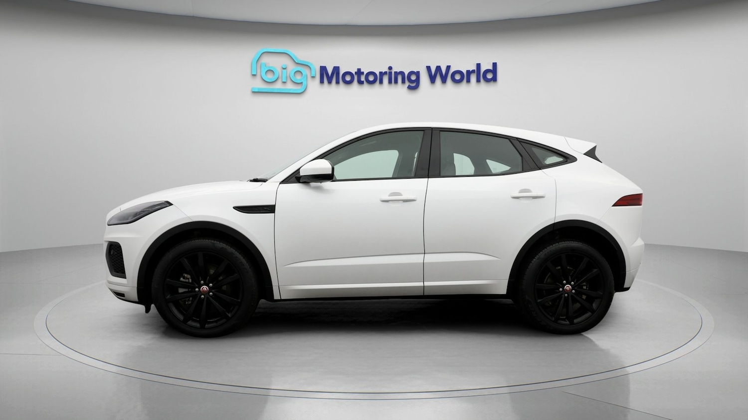 Used Jaguar E-Pace for sale - 77195358: Photo 4