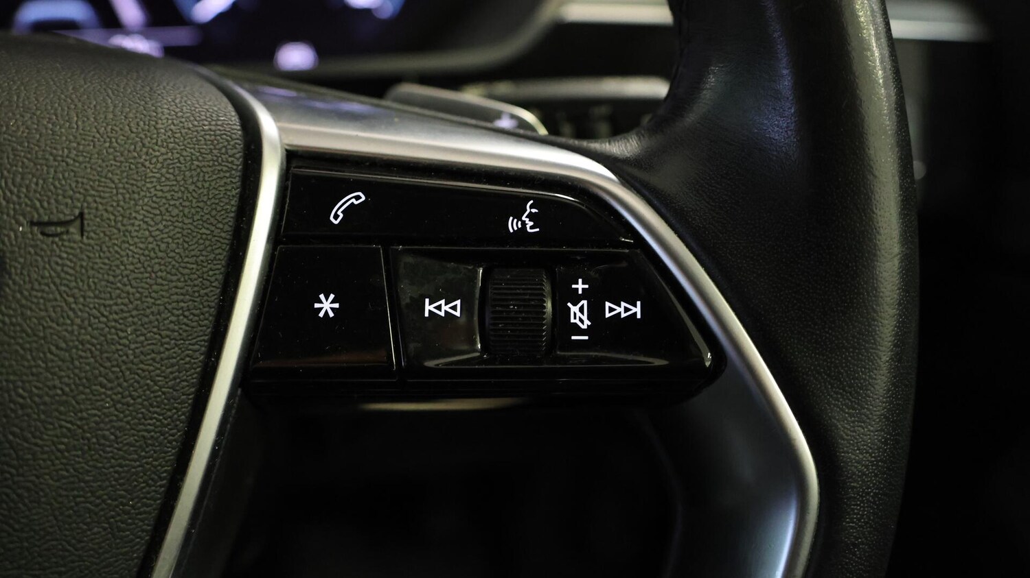 Used Audi e-tron 2021 for sale - 76389306: Photo 25