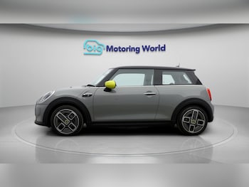 Used MINI Electric Hatch 2022 for sale - 79220305: Photo
