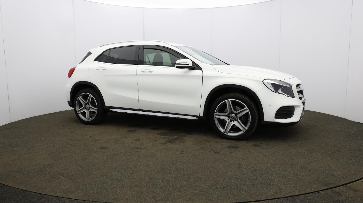 Used Mercedes-Benz GLA 2018 for sale - 76138501: Photo 47