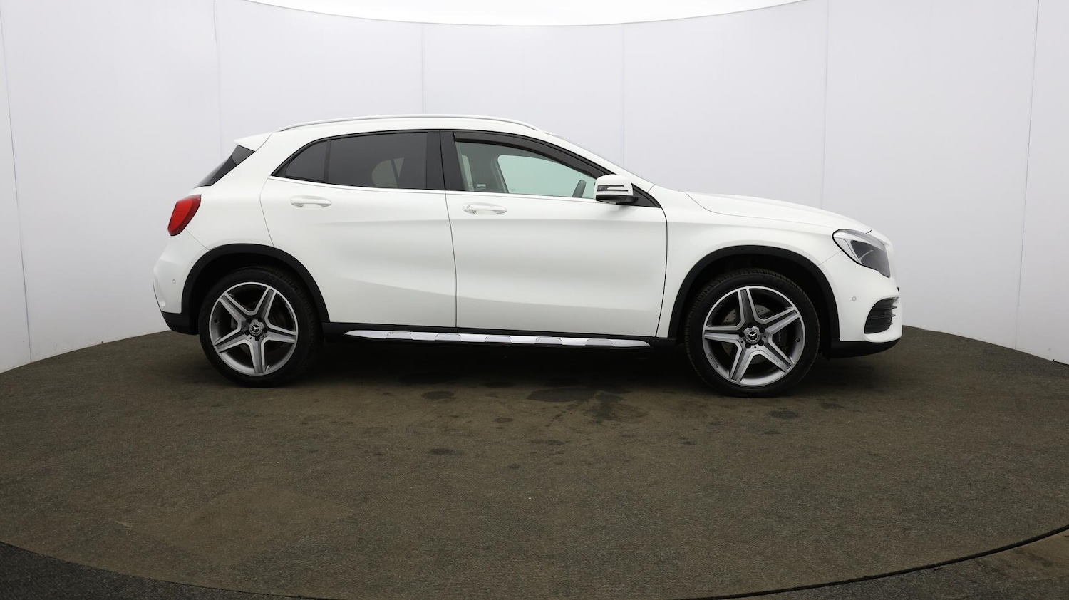 Used Mercedes-Benz GLA 2018 for sale - 76138501: Photo 51
