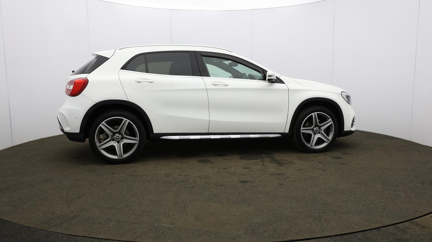 Used Mercedes-Benz GLA 2018 for sale - 76138501: Photo 55