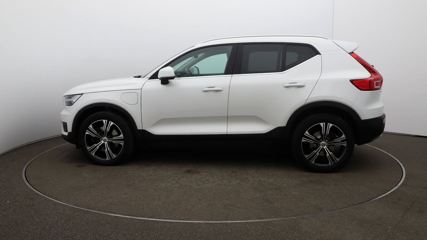 Used Volvo XC40 2022 for sale - 76810665: Photo 55