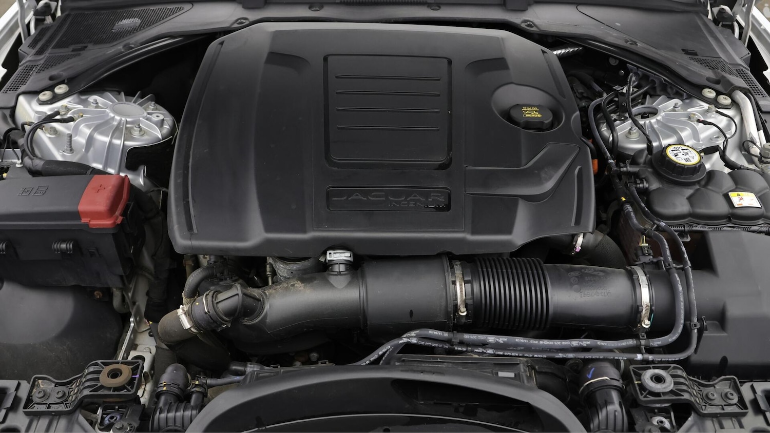 Used Jaguar XE 2021 for sale - 76349091: Photo 20